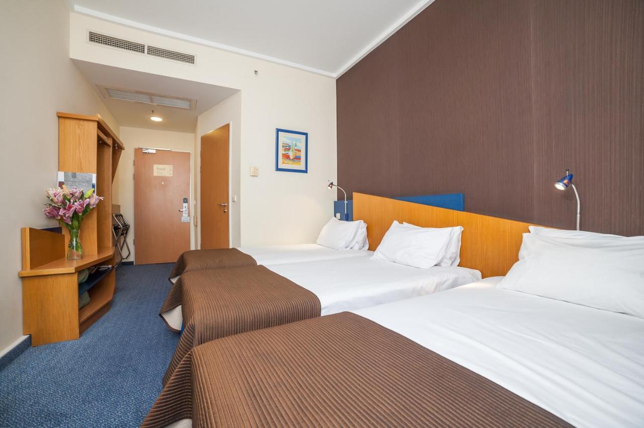 Express Krakow Hotel Exterior photo