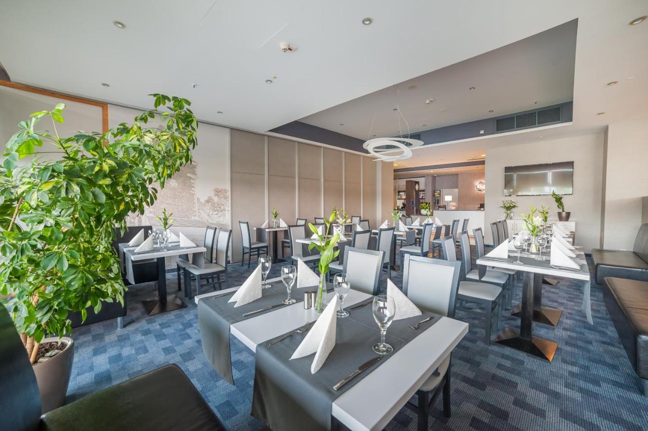 Express Krakow Hotel Exterior photo