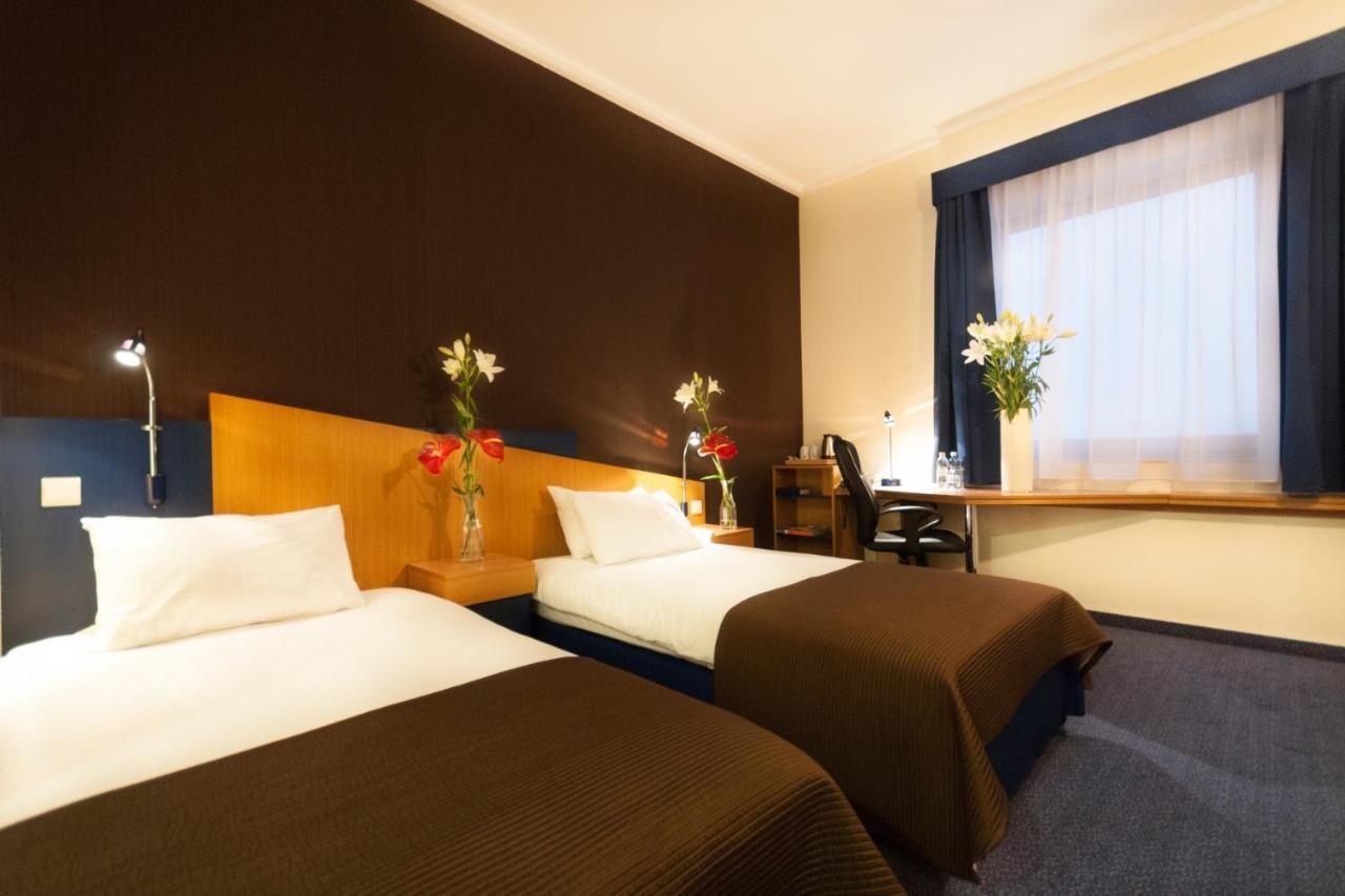 Express Krakow Hotel Exterior photo